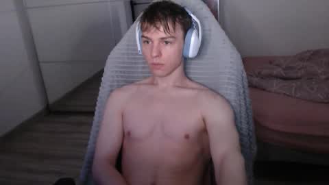 Snapshot of alex_gotcha chatting on September 27, 1:47 am Alex online show from September 27, 1:47 am