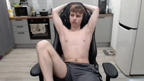 Snapshot of alex_gotcha chatting on March 6, 1:14 pm Alex online show from March 6, 1:14 pm