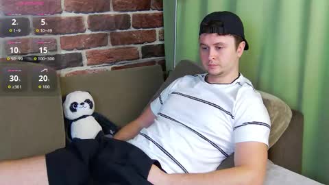 Alex online show from October 20, 7:35 am