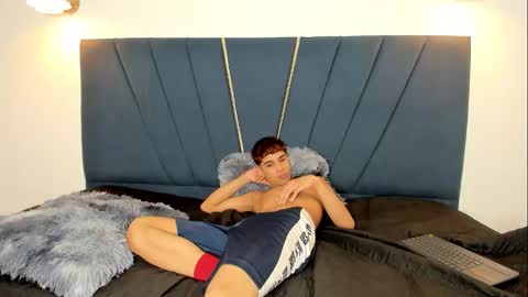 alex_sexy_22 online show from November 23, 9:40 am