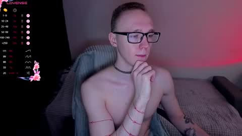 alex_silent online show from October 16, 2:49 pm