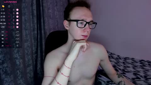 alex_silent online show from March 1, 4:11 pm