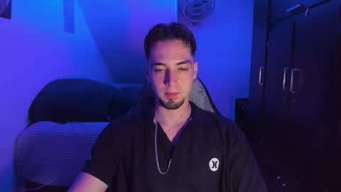     online show from February 23, 11:18 pm