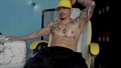 alex_sthorm online show from October 18, 4:27 am