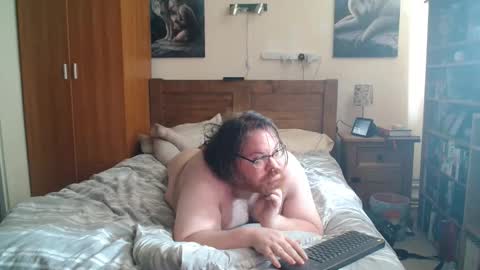 alex_tng_logan online show from May 9, 9:59 am