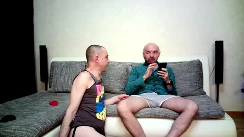 Alex and Tobey online show from January 10, 2:33 pm