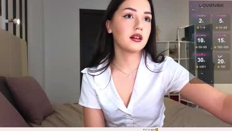 Snapshot of alexa_2007 chatting on October 16, 10:15 am Alexa dont forget to thumbs up me online show from October 16, 10:15 am