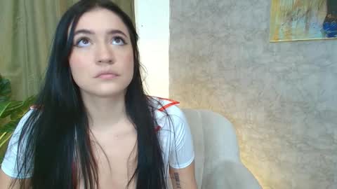 Snapshot of alexa_foxx27 chatting on October 13, 7:49 pm alexa_foxx27 online show from October 13, 7:49 pm