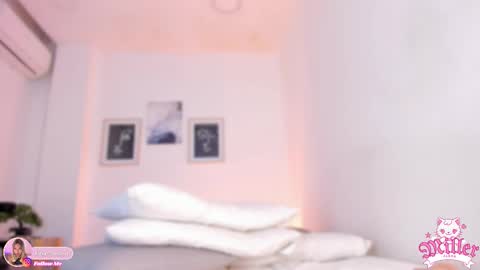 Snapshot of alexa_millers_ chatting on September 25, 5:14 am Alexa Millers online show from September 25, 5:14 am