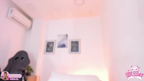 Snapshot of alexa_millers_ chatting on October 10, 5:57 am Alexa Millers online show from October 10, 5:57 am