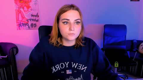 alexa_night_ online show from December 5, 10:03 am