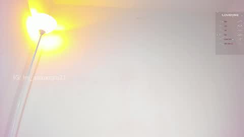 Snapshot of alexa_will chatting on January 25, 1:54 am alexa_will online show from January 25, 1:54 am