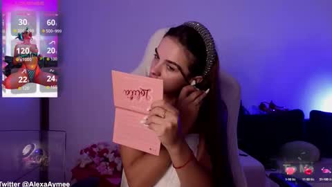 Snapshot of alexaaimee chatting on September 30, 7:24 pm Alexa online show from September 30, 7:24 pm