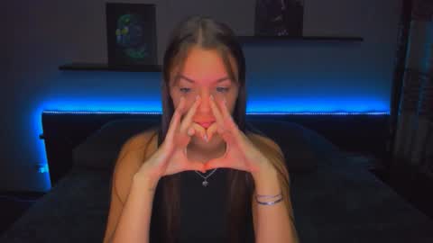 angel online show from December 16, 12:40 am