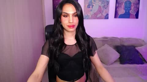 Alexa Bloomx  online show from March 16, 2:15 am