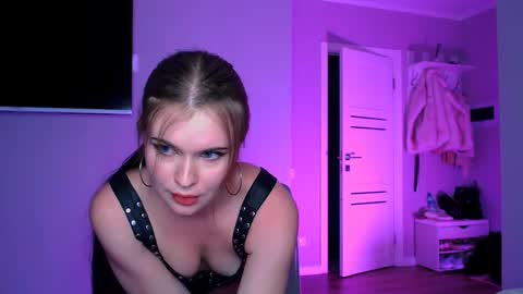    my tg online show from January 8, 8:47 pm