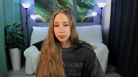 AlexaHarmon online show from October 1, 6:56 am