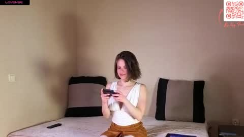 Alexa Lurexx online show from April 18, 3:25 pm