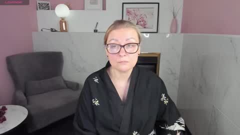 Alexandra online show from February 12, 2:43 pm