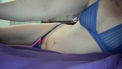 Snapshot of alexassts chatting on January 18, 4:31 pm alexass online show from January 18, 4:31 pm