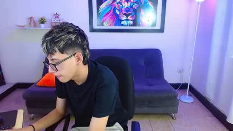 alex online show from April 7, 1:46 pm