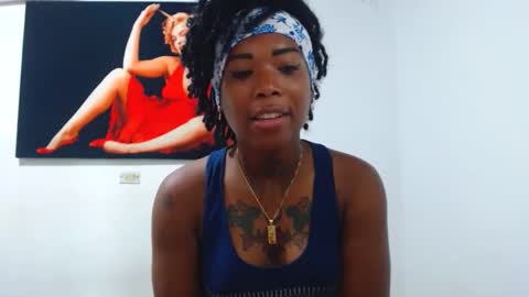 Snapshot of alexia_sinclaire24 chatting on September 27, 12:08 am alexia_sinclaire24 online show from September 27, 12:08 am