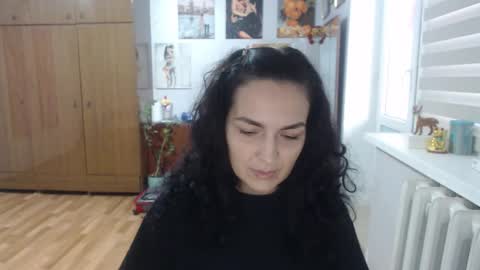 Snapshot of alexismillers chatting on October 8, 9:37 am AlexisMillers online show from October 8, 9:37 am