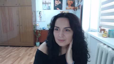 Snapshot of alexismillers chatting on September 16, 9:01 am AlexisMillers online show from September 16, 9:01 am
