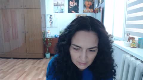 Snapshot of alexismillers chatting on September 18, 8:40 am AlexisMillers online show from September 18, 8:40 am