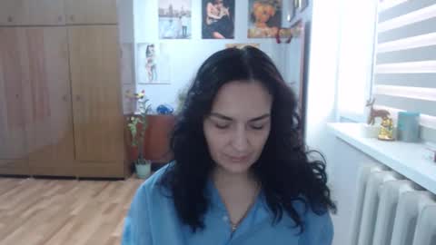 Snapshot of alexismillers chatting on September 27, 9:18 am AlexisMillers online show from September 27, 9:18 am
