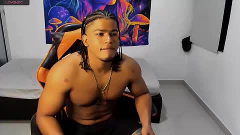 Snapshot of alexj_black chatting on September 14, 11:44 am ALEXJ BLACK online show from September 14, 11:44 am