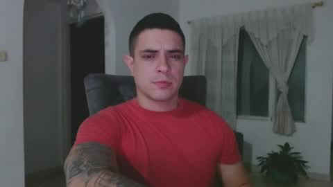 Snapshot of alexmaximuss chatting on February 16, 5:48 am Maximuss online show from February 16, 5:48 am