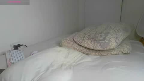 Snapshot of alexnovakk chatting on September 19, 7:12 am Alex online show from September 19, 7:12 am