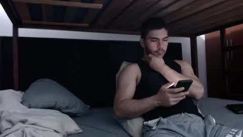 alexsb1998 online show from February 4, 4:48 am