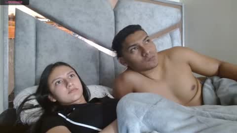 alex y luisa online show from March 6, 3:33 pm