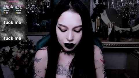 Snapshot of alexx_succubus chatting on January 31, 11:24 pm Alexx Succubus online show from January 31, 11:24 pm