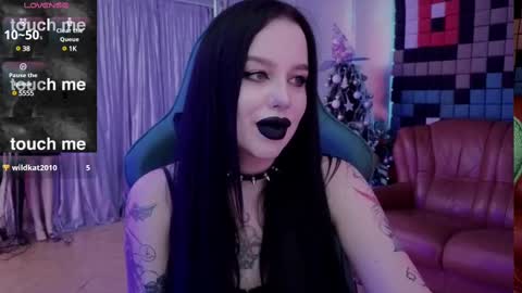 Snapshot of alexx_succubus chatting on December 20, 4:31 am Alexx Succubus online show from December 20, 4:31 am