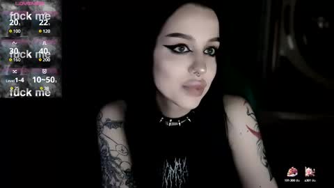 Snapshot of alexx_succubus chatting on March 9, 6:32 pm Alexx Succubus online show from March 9, 6:32 pm