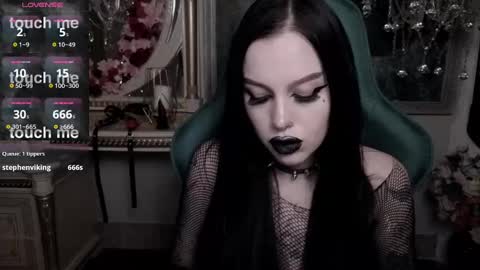 Snapshot of alexx_succubus chatting on February 20, 11:43 pm Alexx Succubus online show from February 20, 11:43 pm