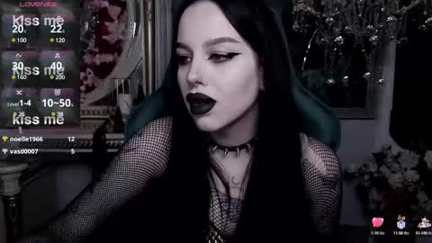 Snapshot of alexx_succubus chatting on February 17, 5:44 pm Alexx Succubus online show from February 17, 5:44 pm