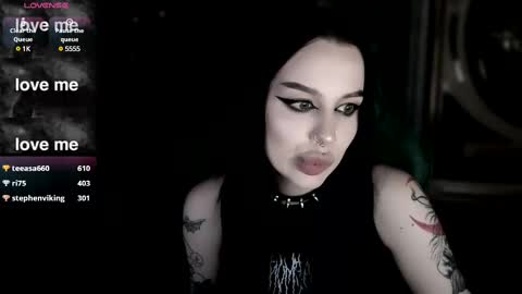 Snapshot of alexx_succubus chatting on March 10, 12:39 am Alexx Succubus online show from March 10, 12:39 am