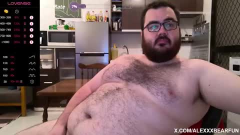 Snapshot of alexxxbear chatting on October 11, 11:30 pm alexxxbear online show from October 11, 11:30 pm