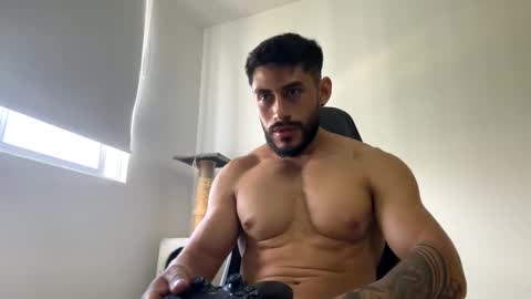 Snapshot of alexxxmachine chatting on January 27, 5:37 pm Alex   freelance model  instagram alex b229 online show from January 27, 5:37 pm
