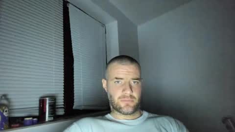 alfiesolomons87 online show from January 20, 8:29 pm