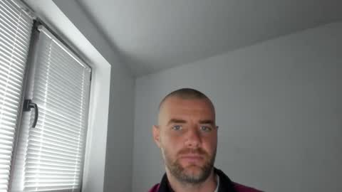 alfiesolomons87 online show from October 7, 11:17 am