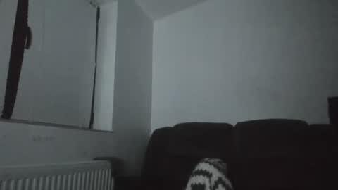 alfiesolomons87 online show from February 20, 9:17 pm