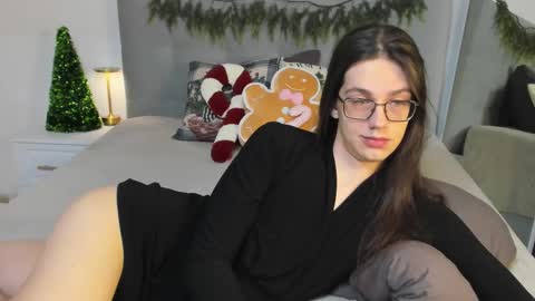 Alfreda online show from December 18, 10:54 am