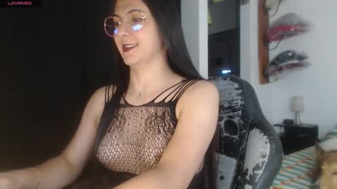 cami online show from December 4, 6:35 am