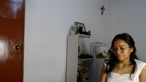 Alia  online show from September 25, 2:13 pm