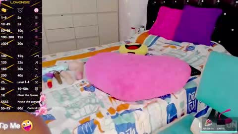 aliana_ross online show from February 15, 5:41 am